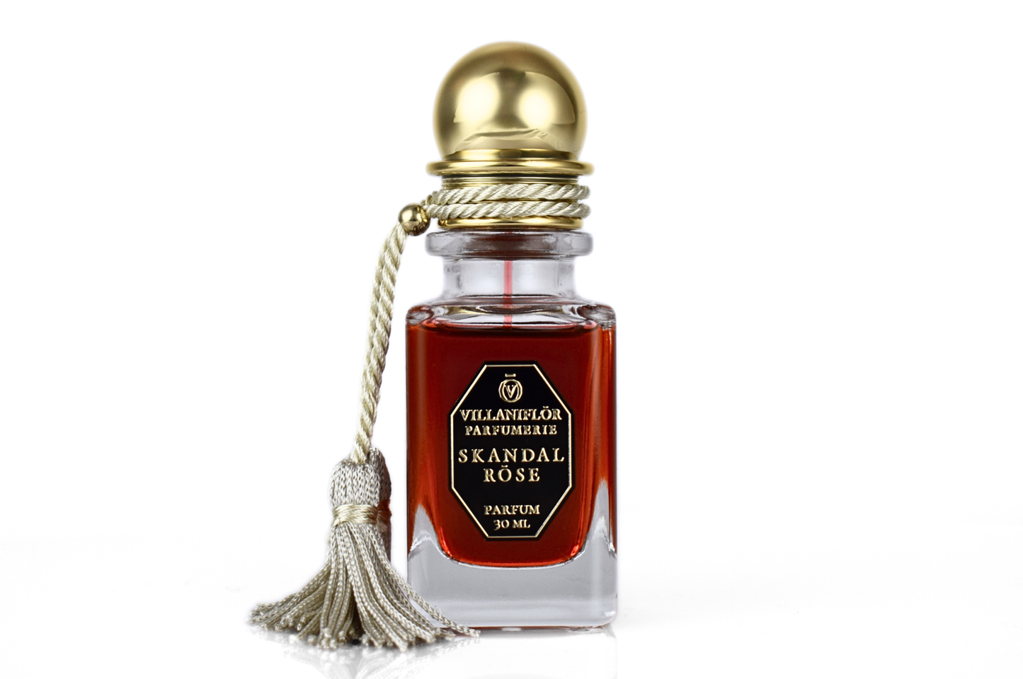 Skandal Rōse parfum 30ml bottle with rose and sandalwood fragrance notes