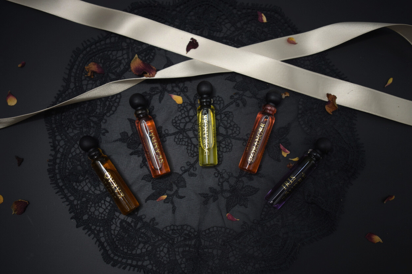 DISCOVERY SET | PARFUM SAMPLES | 5 x 1 ML | VILLANIFLŌR